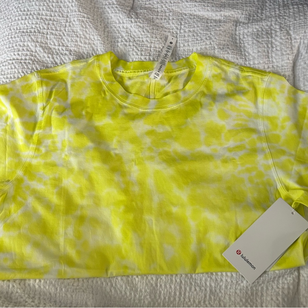 NWT LULULEMON WORKOUT T- SHIRT